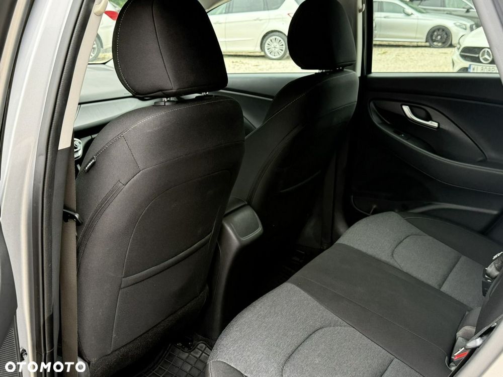 Hyundai i30 - 13