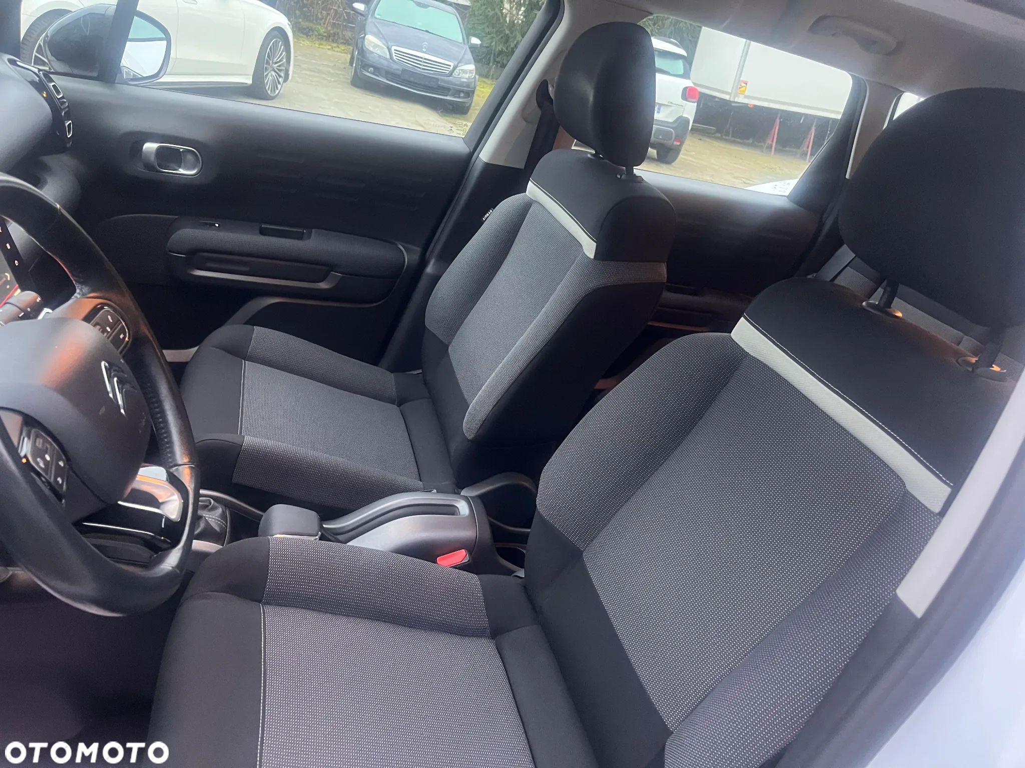 Citroën C3 Aircross PureTech 110 Stop & Start EAT6 OPF Feel - 4