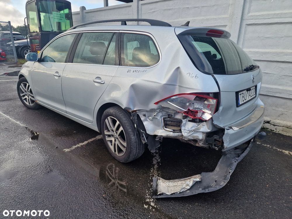 Volkswagen Golf 2007r 77KW 1.9D Cały na Części Niski przebieg - 3