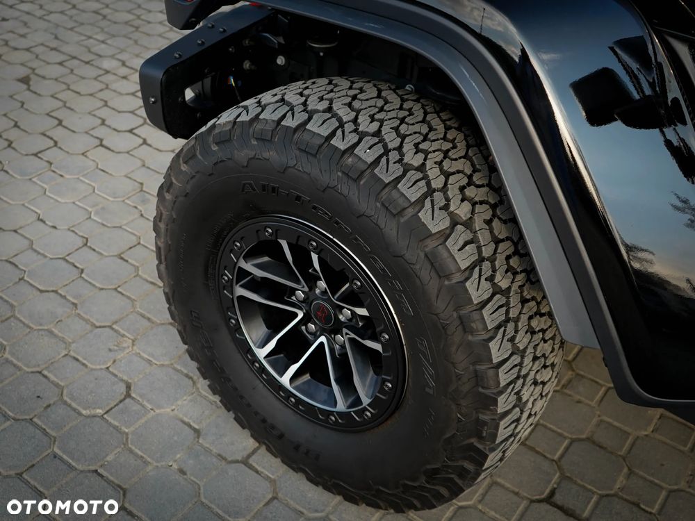 Jeep Wrangler - 9