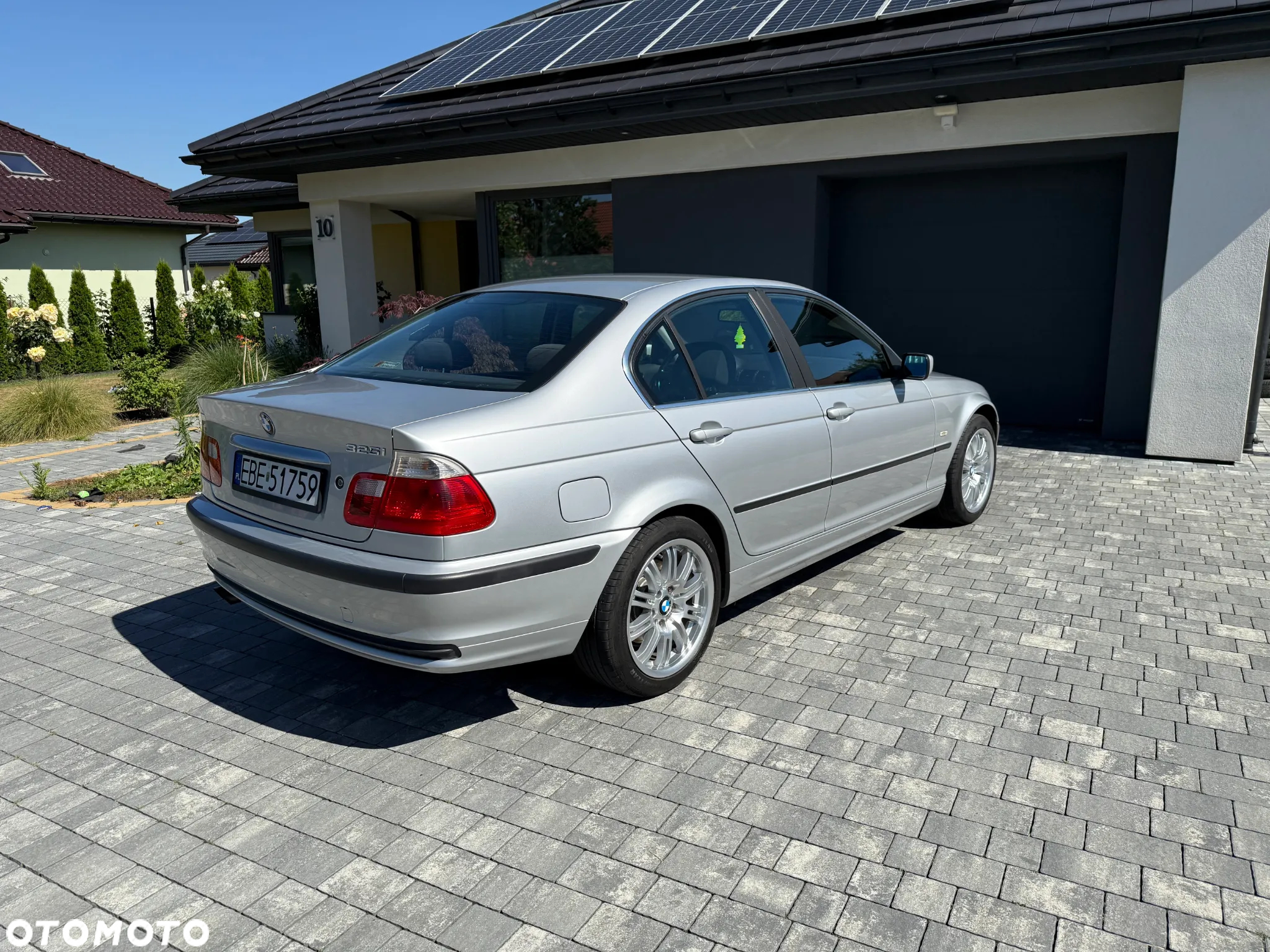 BMW Seria 3 325i - 7