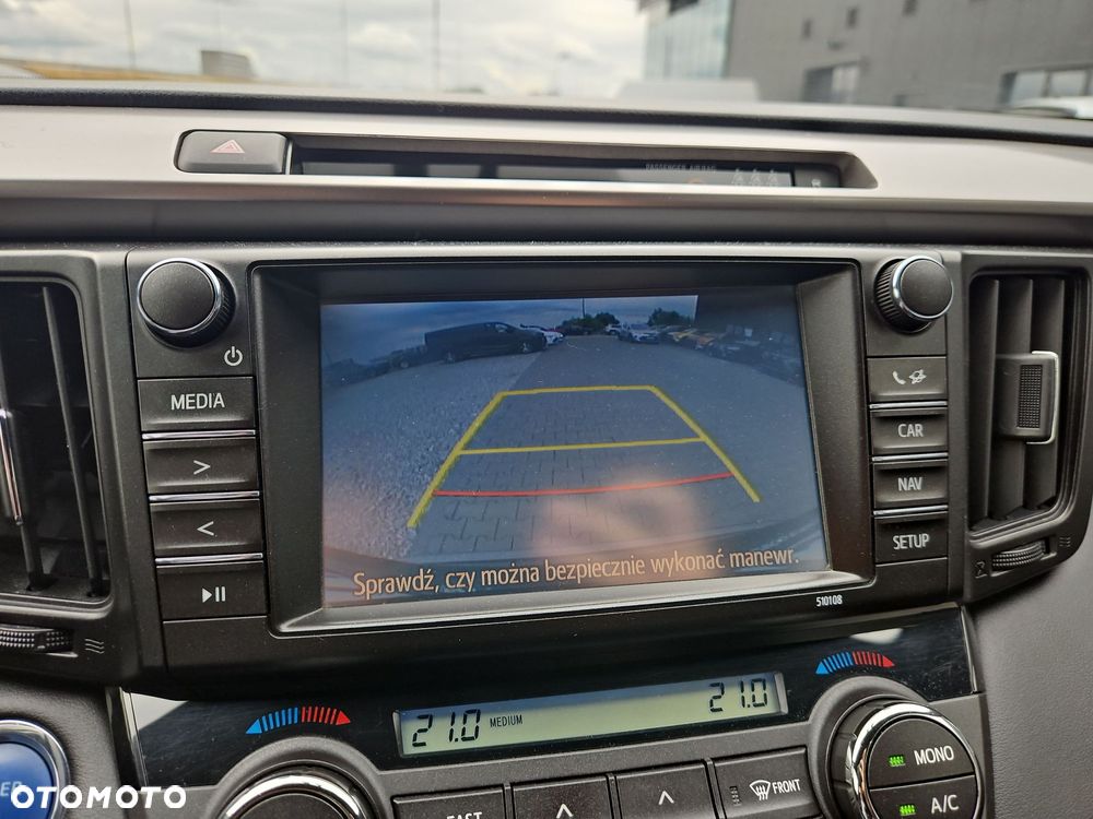 Toyota RAV4 Hybrid Style 4x2 - 21
