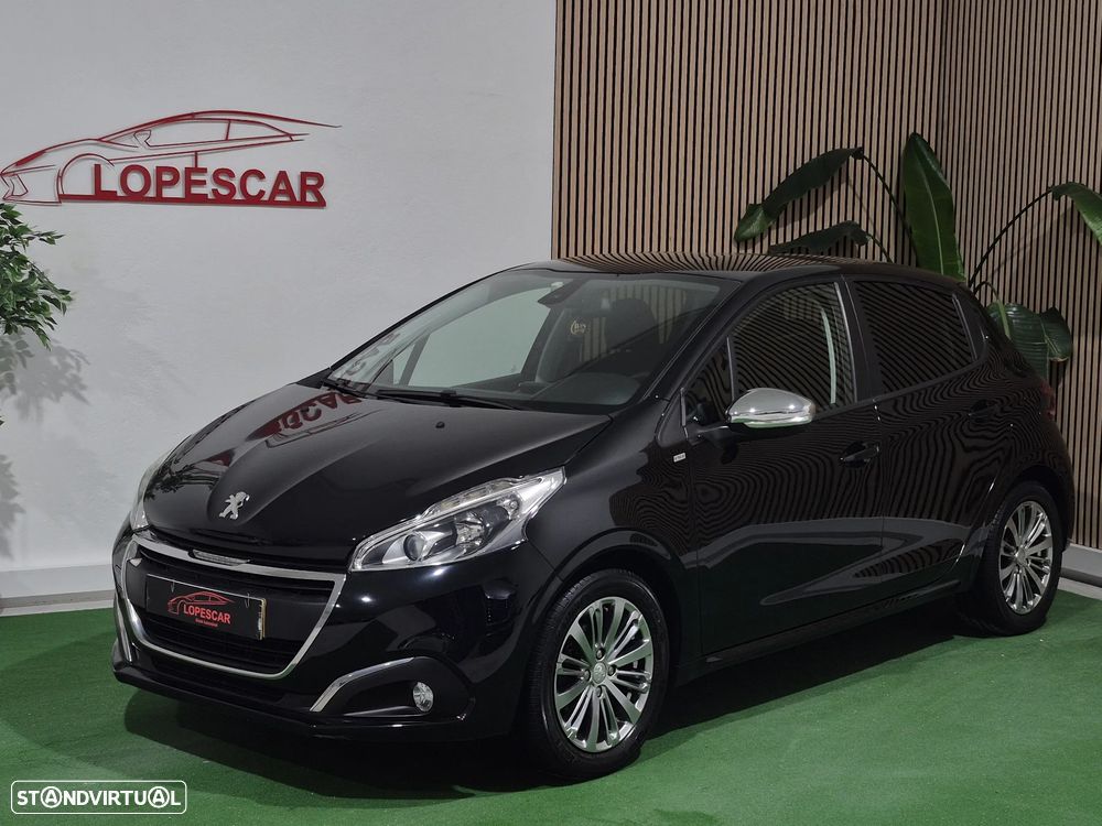 Peugeot 208 1.2 PureTech Style - 1