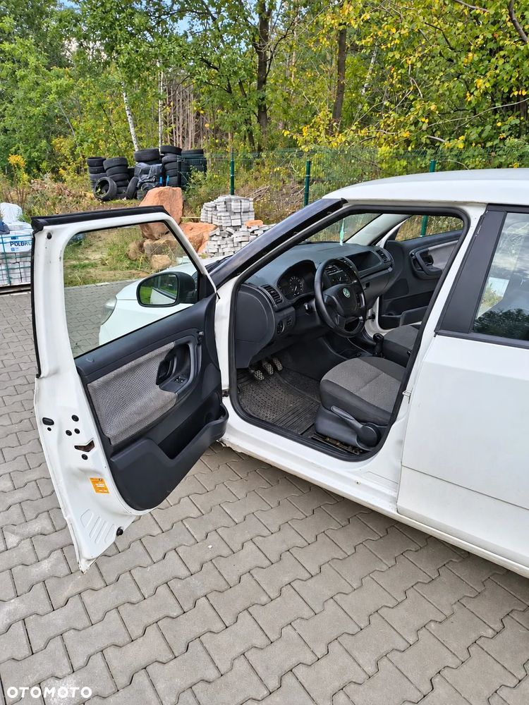 Skoda Fabia 1.6 TDI DPF Comfort - 5