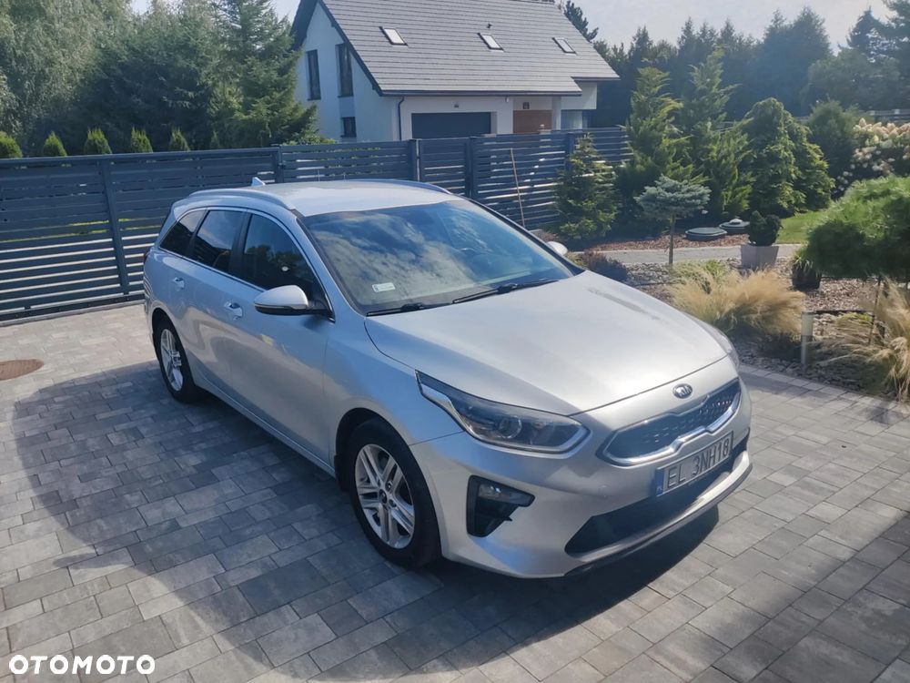 Kia Ceed 1.6 CRDi SCR L DCT - 12