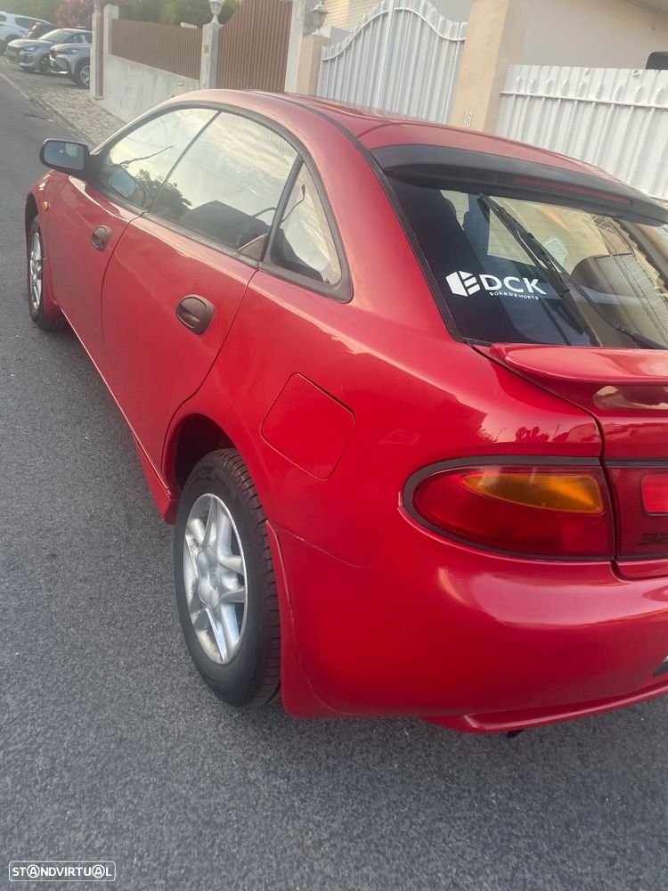 Mazda 323 F 1.5 - 5