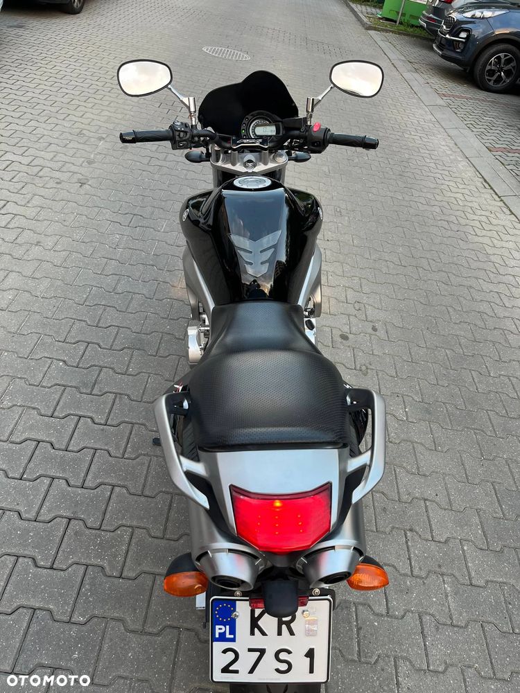 Yamaha FZ6 - 17