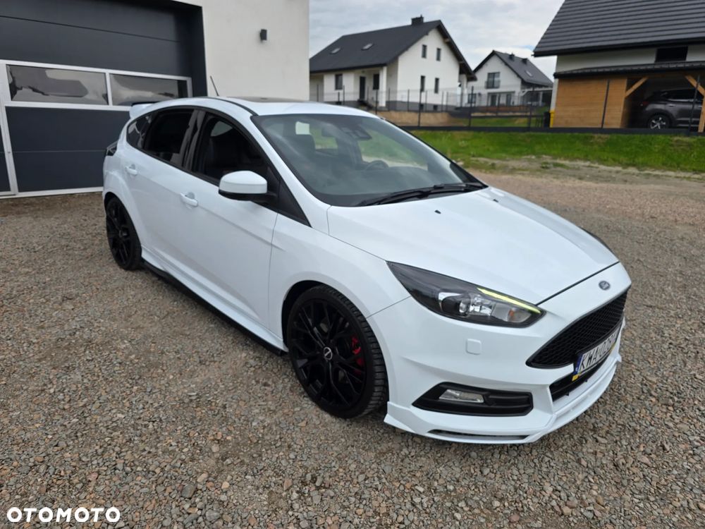 Ford Focus - 14