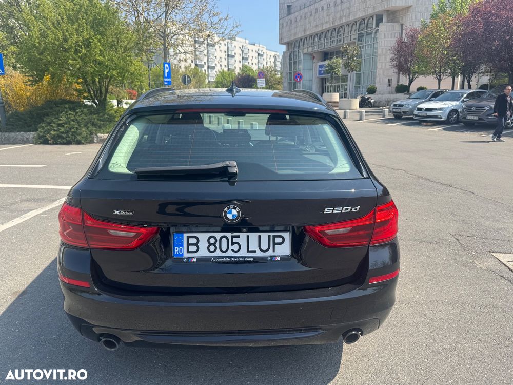 BMW Seria 5 520d xDrive AT - 7