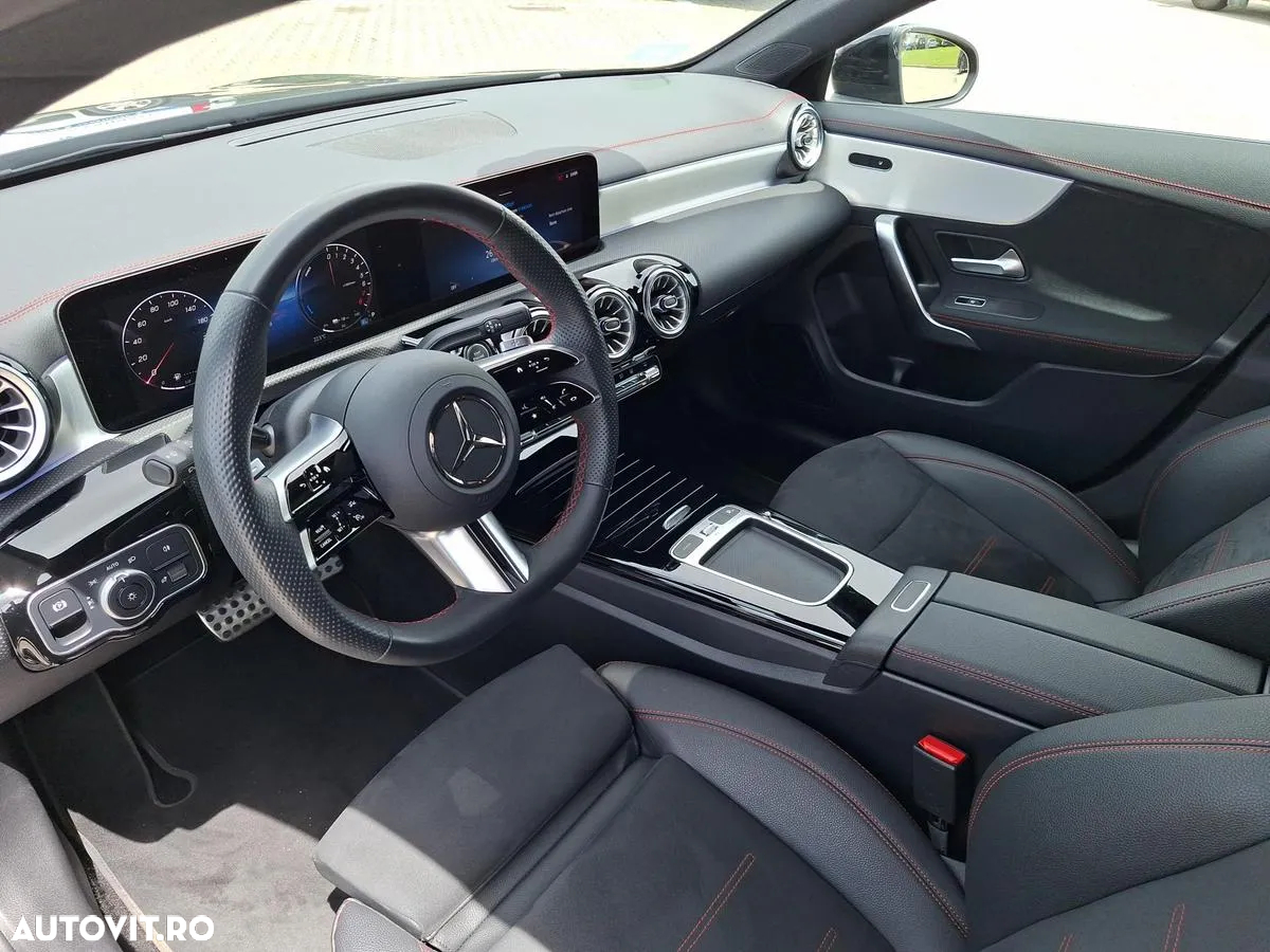 Mercedes-Benz CLA 250 e Coupe - 10