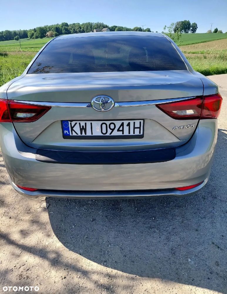 Toyota Avensis 1.8 Active - 4