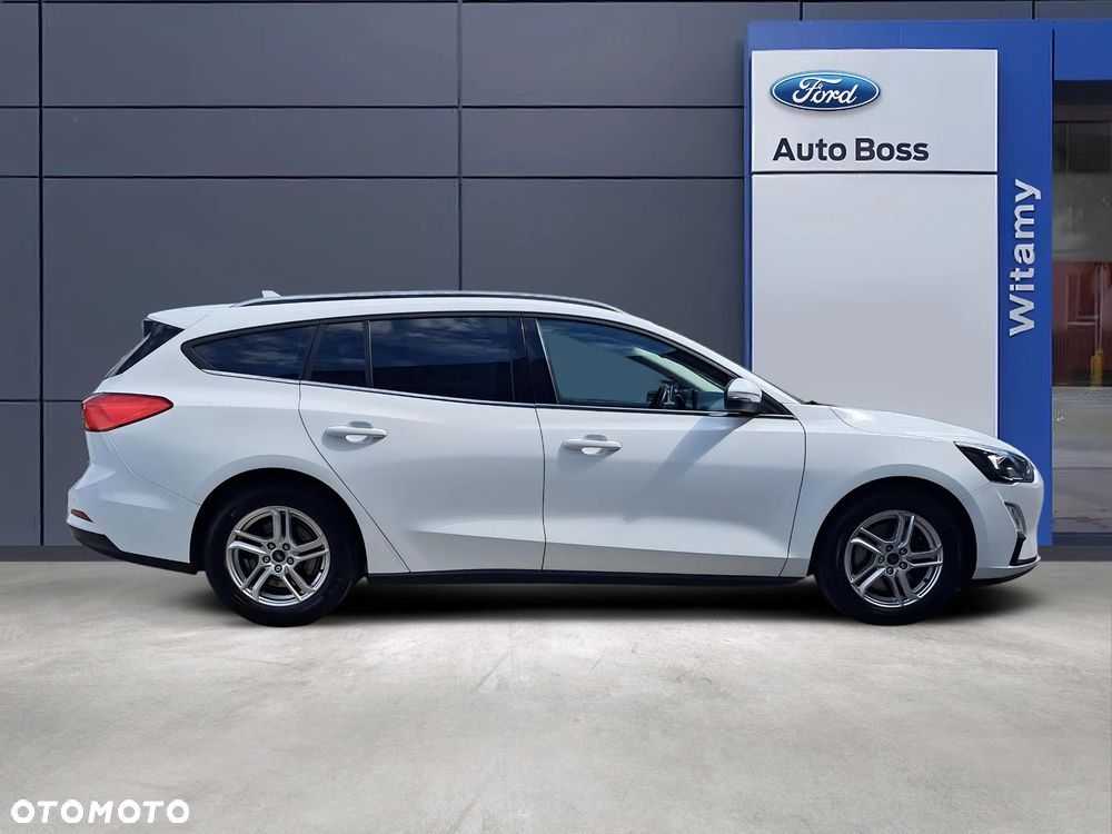 Ford Focus 1.0 EcoBoost Titanium Business - 11