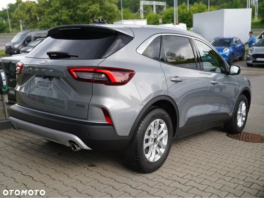 Ford Kuga 2.5 FHEV FWD Titanium - 4