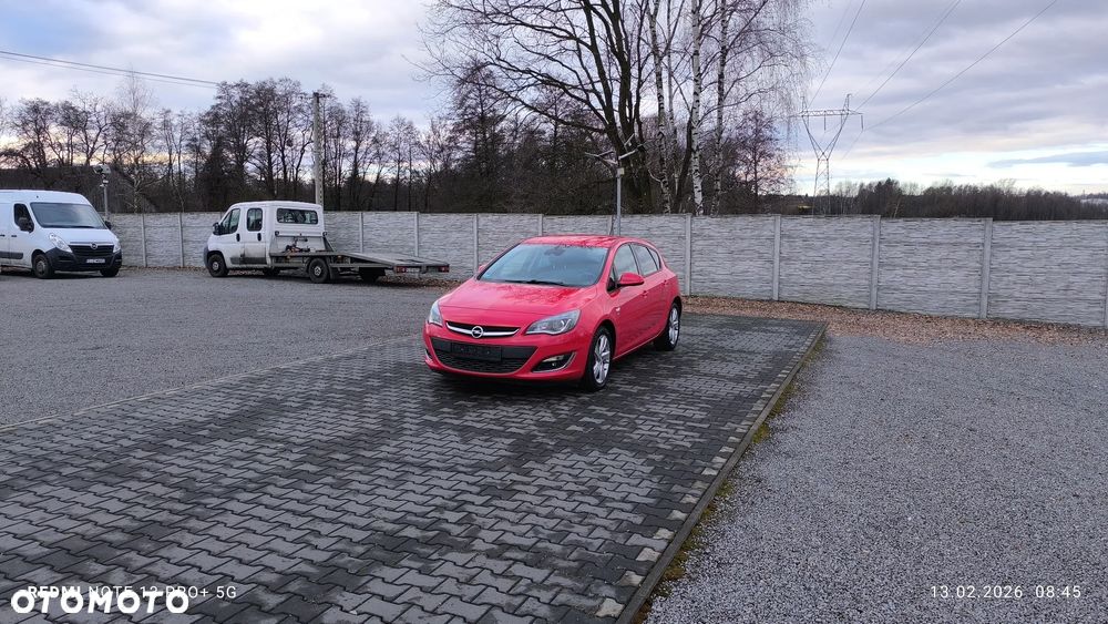 Opel Astra 1.4 Turbo 150 Jahre - 18
