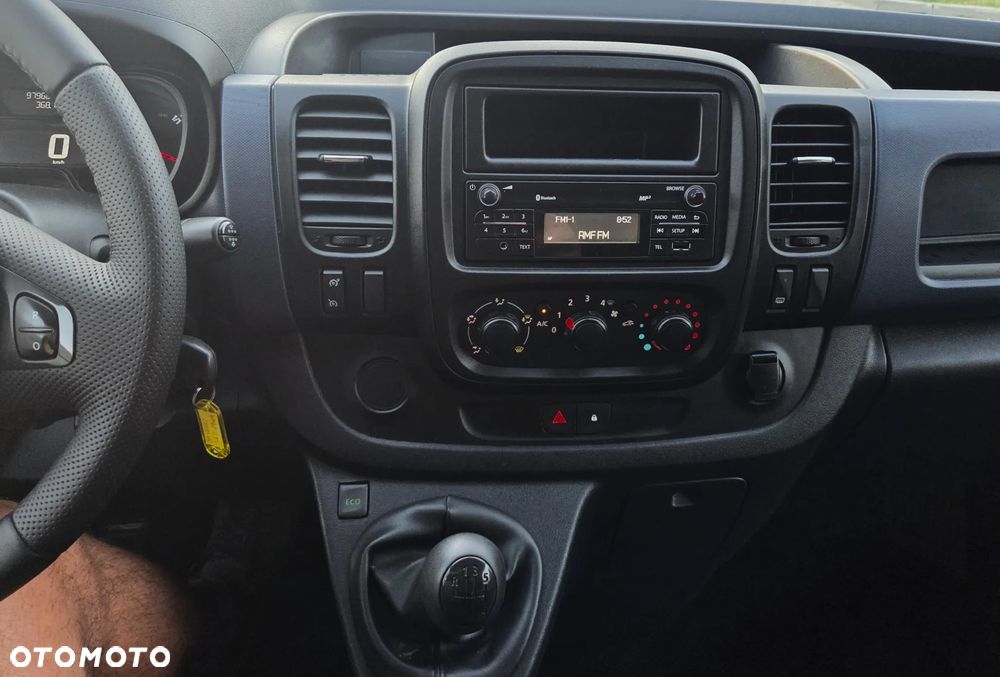 Renault Trafic - 15
