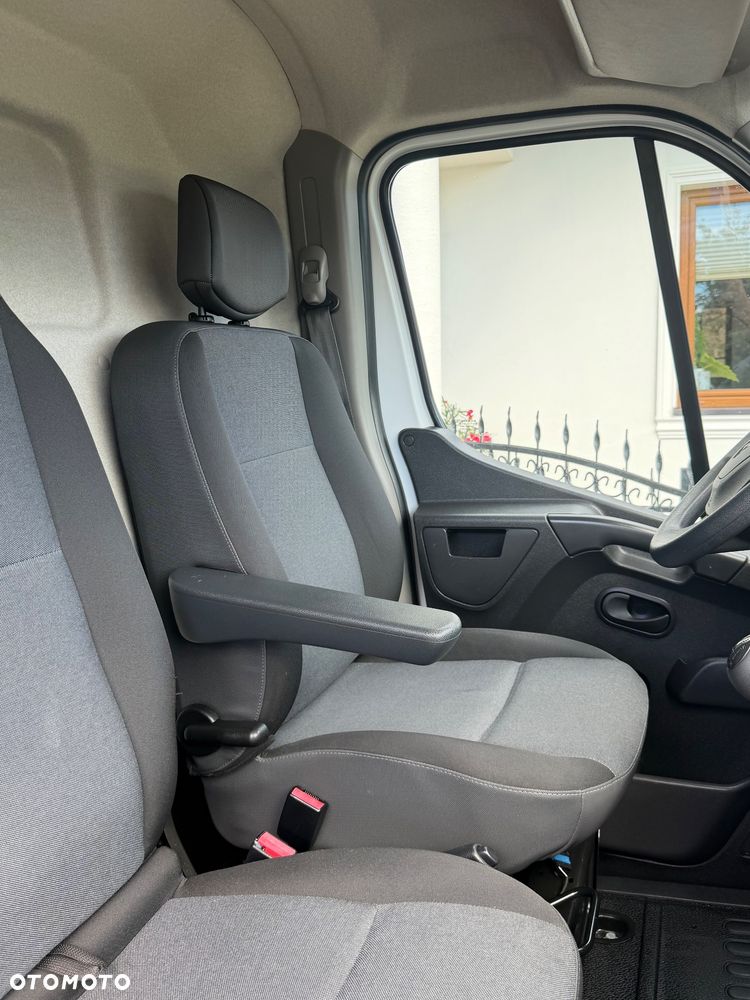Renault Master - 10