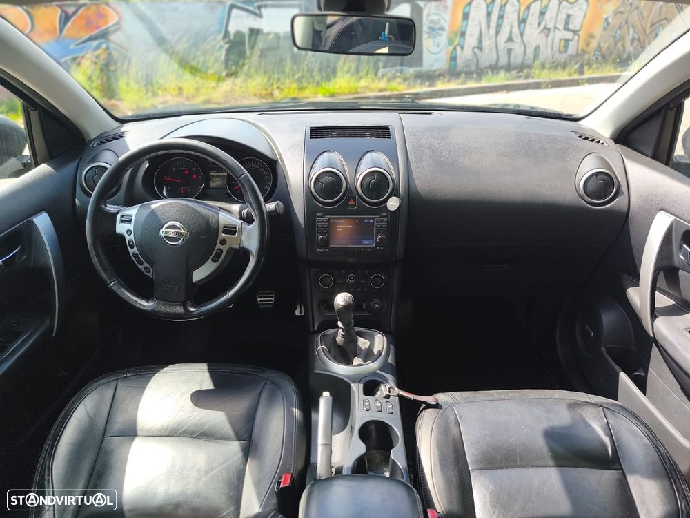 Nissan Qashqai 1.6 dCi Tekna Premium Pele S P.Preta - 5