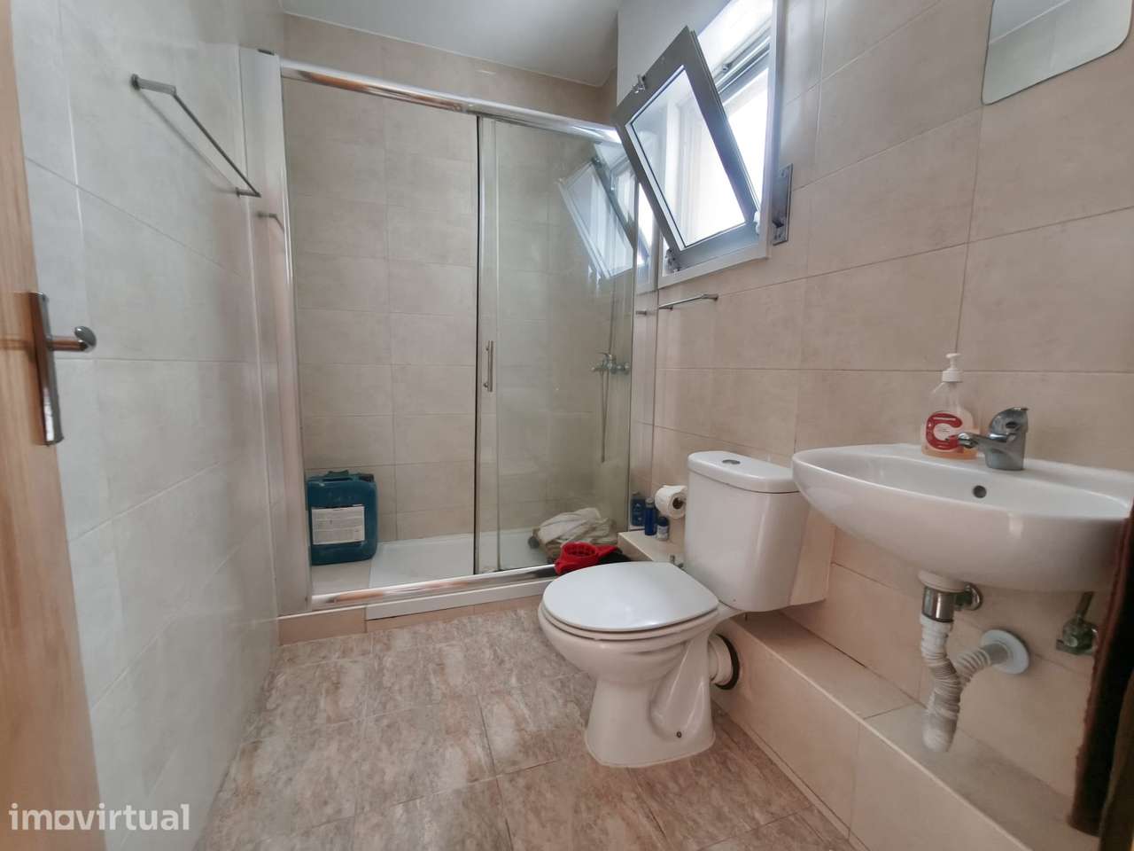 Apartamento T2 à venda na Praceta Bento Moura - Grande imagem: 5/10