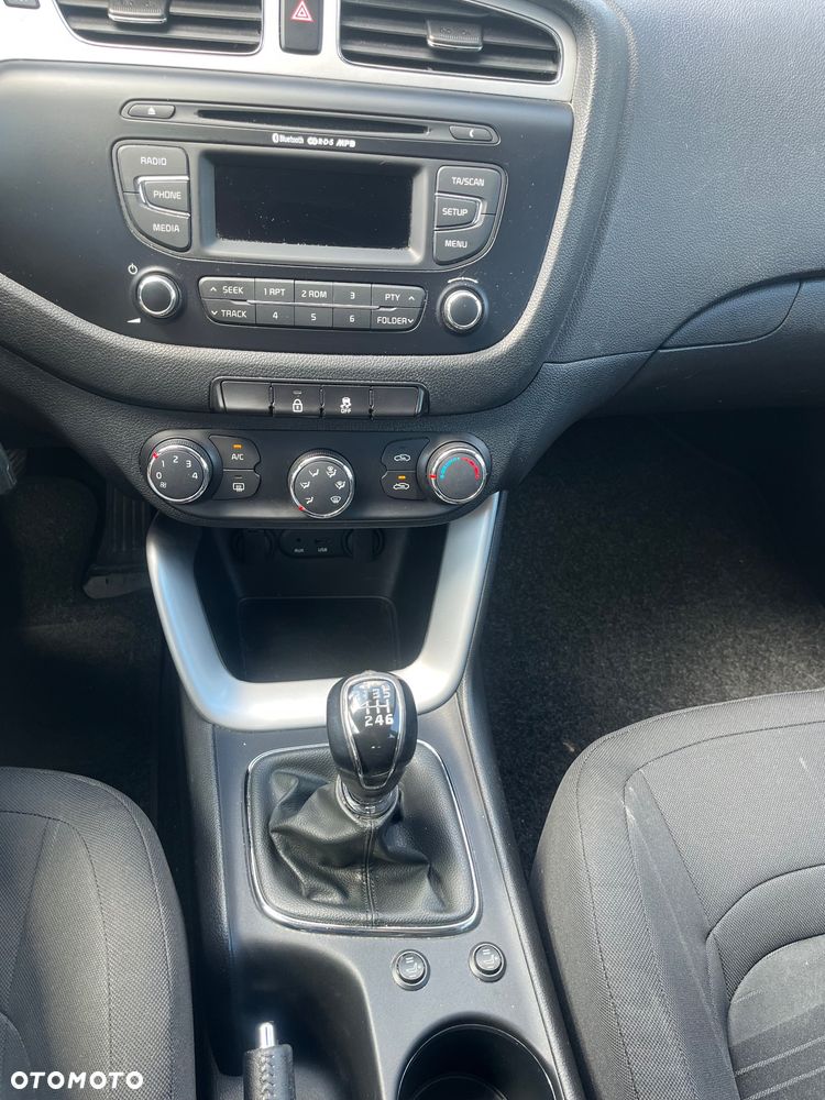 Kia Ceed 1.6 CRDi 128 ISG Edition 7 - 15