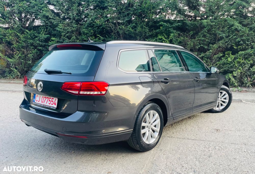 Volkswagen Passat Variant 1.6 TDI (BlueMotion Technology) DSG Trendline - 6