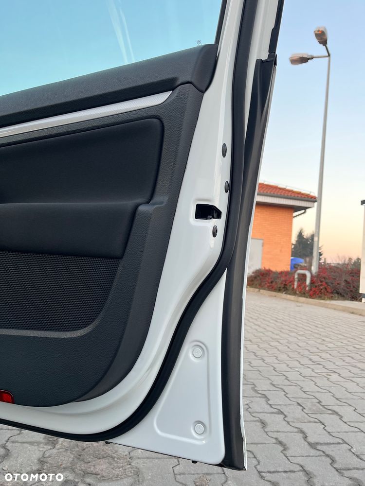 Volkswagen Golf 1.6 TDI BlueMot Trendline - 35