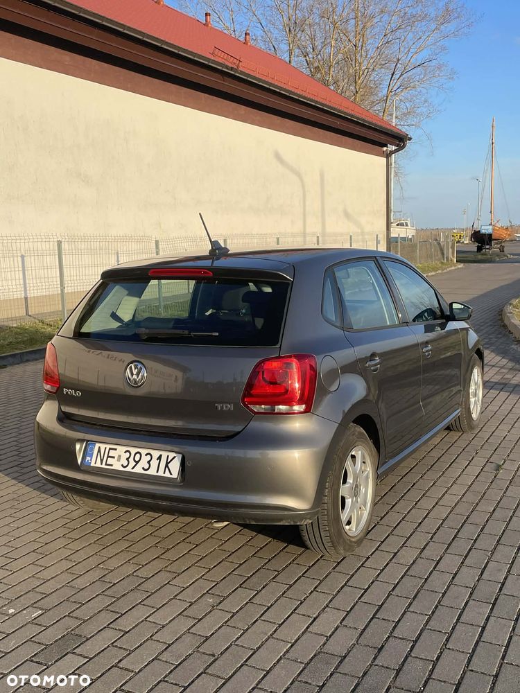Volkswagen Polo - 2