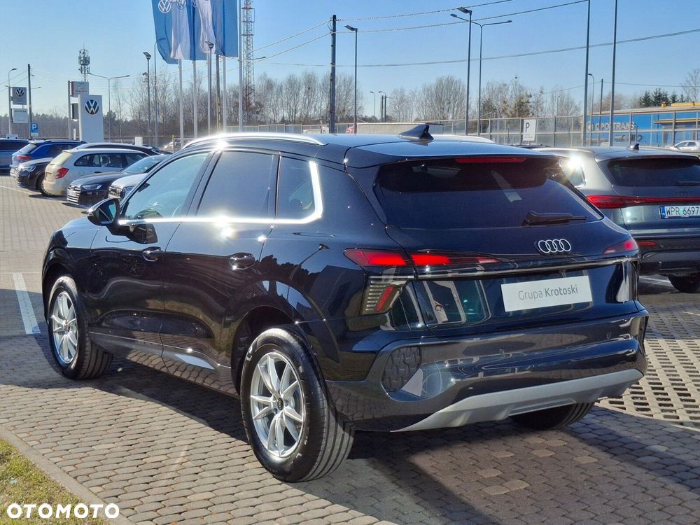 Audi Q3 - 4