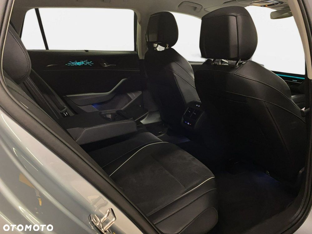 Volkswagen Passat Variant - 15