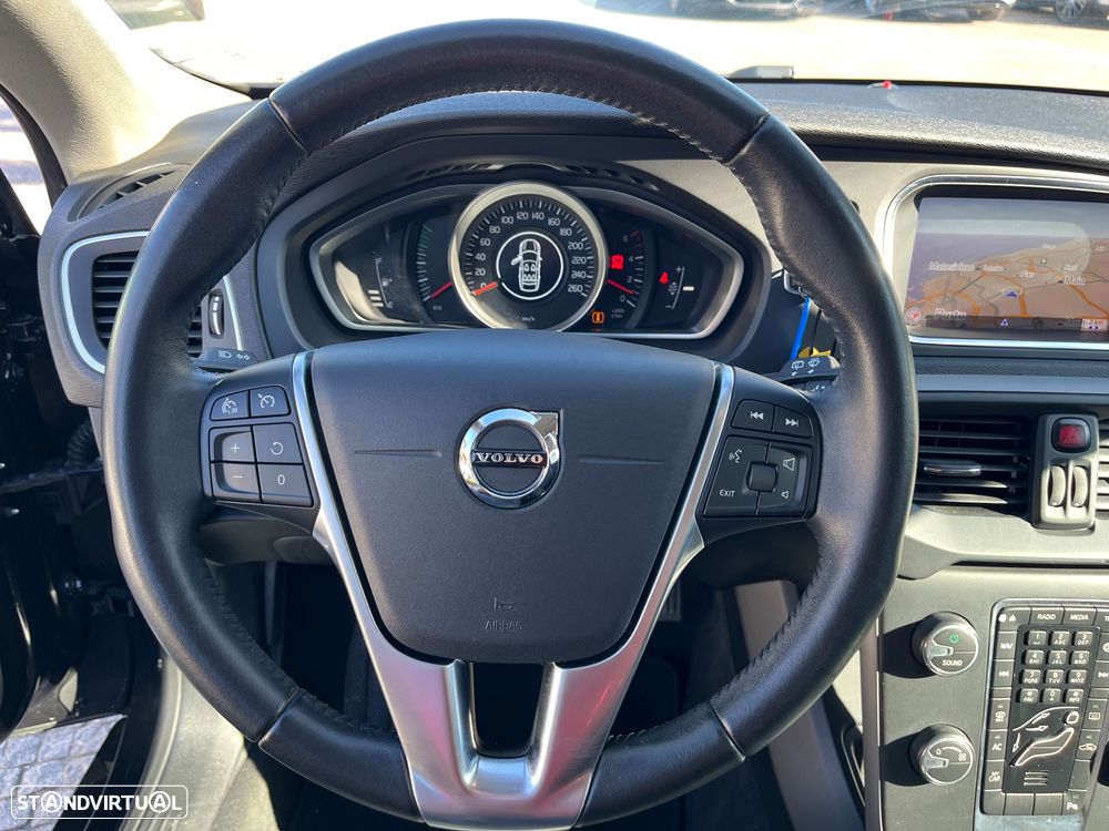 Volvo V40 2.0 D3 Momentum - 20