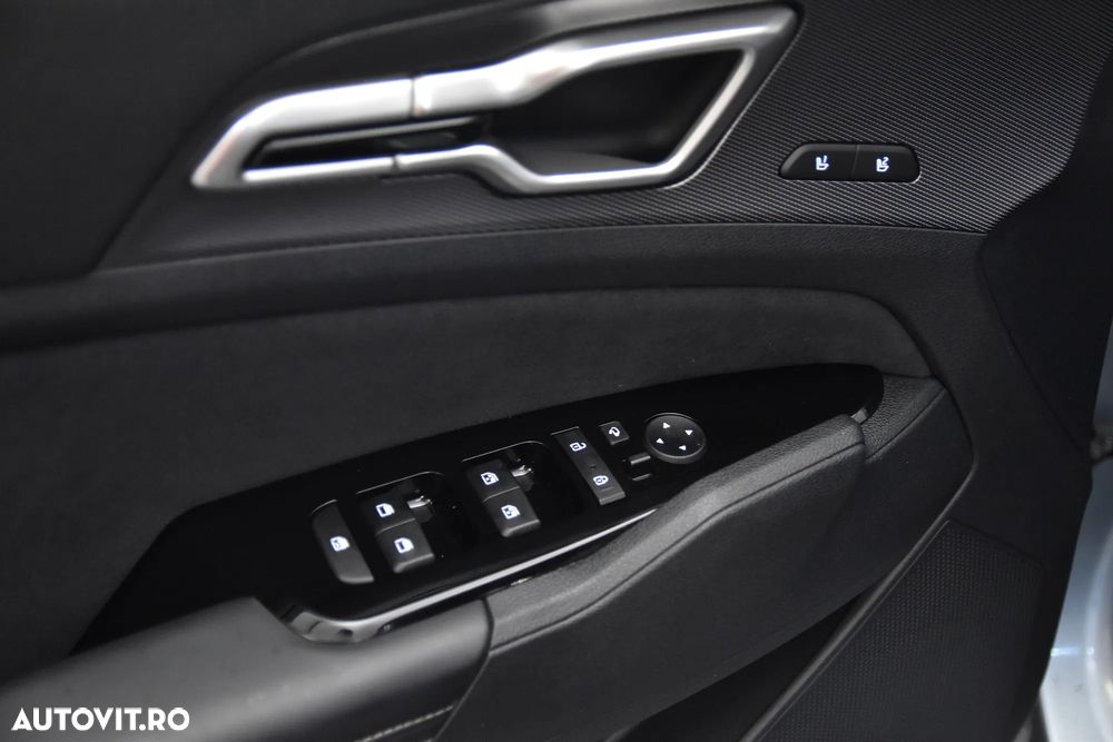 Kia Sportage 1.6 T-GDI PHEV 6AT 4x4 GT Line - 13