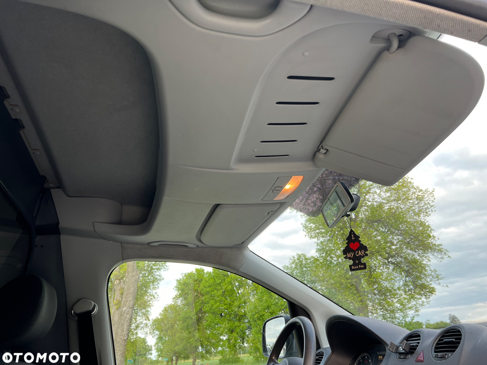 Volkswagen Caddy - 17