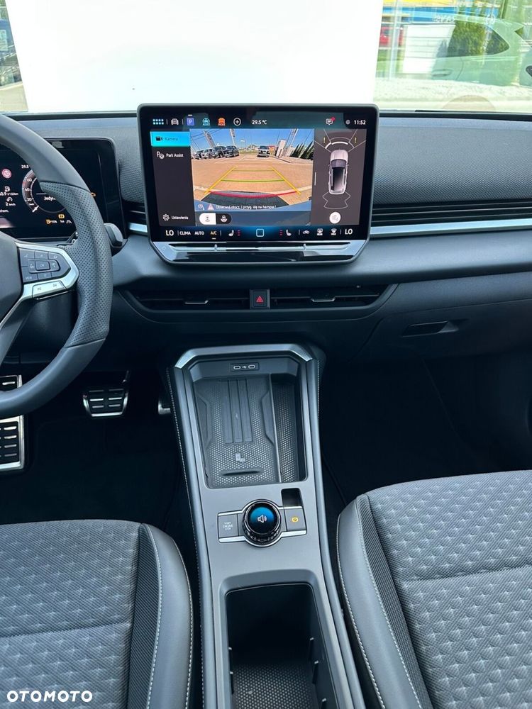 Volkswagen T-Roc 1.5 eTSI R-Line DSG - 24