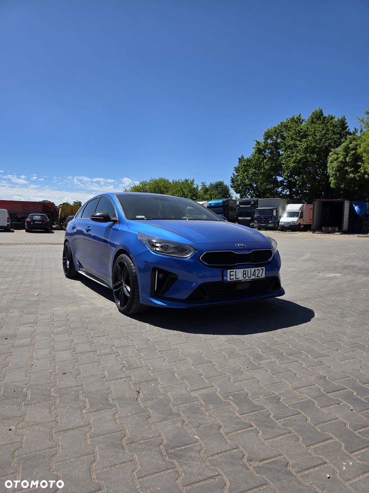 Kia ProCeed - 1