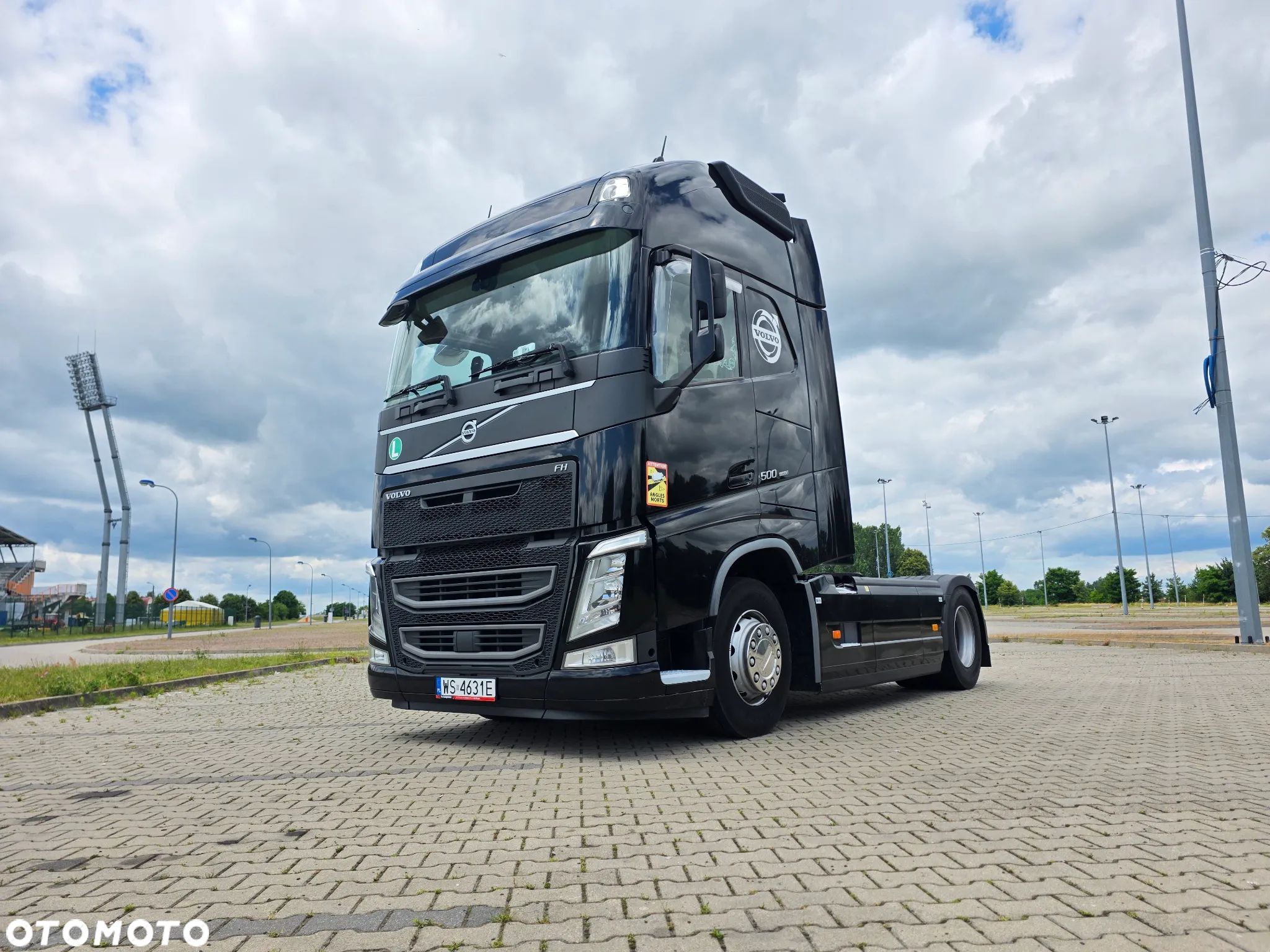 Volvo FH - 1