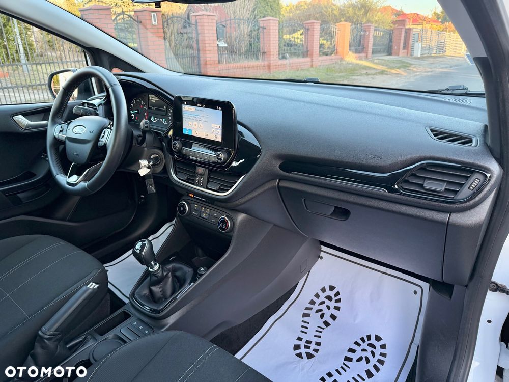 Ford Fiesta 1.0 EcoBoost S&S TREND - 27
