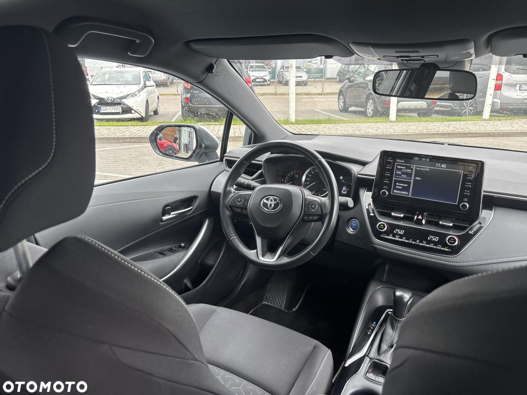 Toyota Corolla - 11