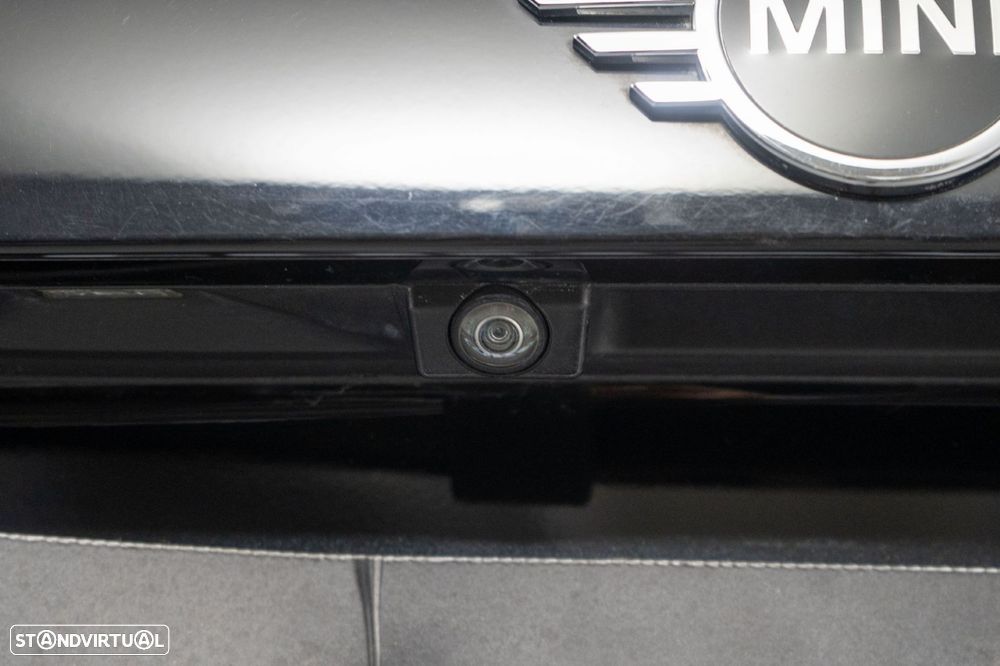 MINI Countryman Cooper SE ALL4 Auto - 16