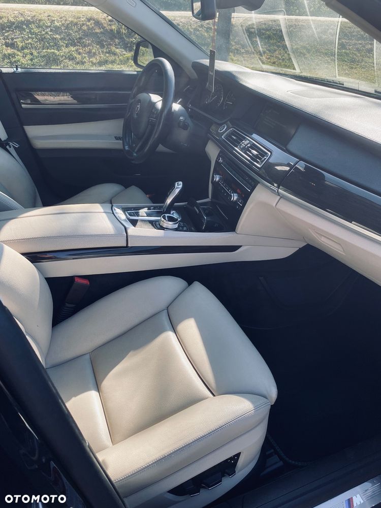 BMW Seria 7 730d - 11