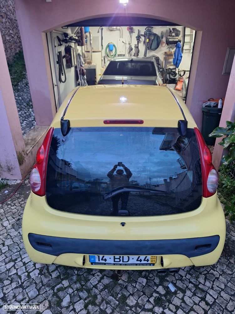 Peugeot 107 1.0 Urban - 2