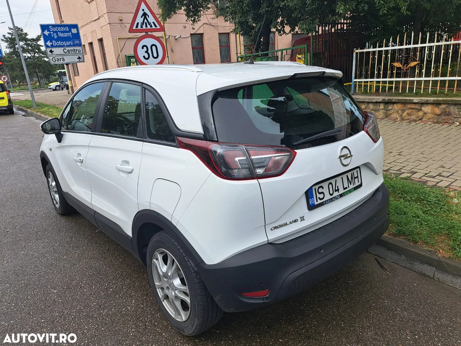 Opel Crossland X 1.2 Start/Stop Enjoy - 4