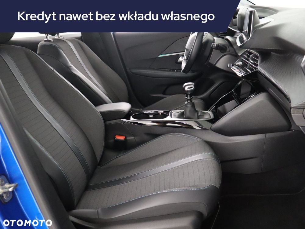 Peugeot 208 - 11