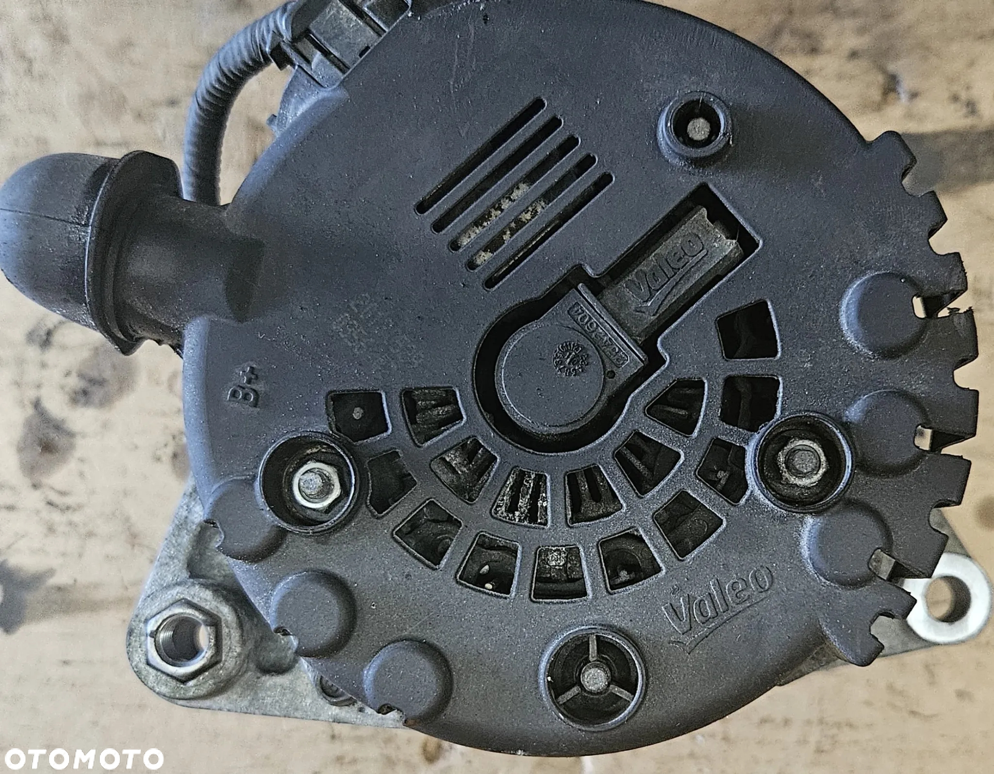 Hyundai i30 ix35 i40 Tucson Kia Sportage 1.7 CRDI alternator 130A 37300-2A800 - 4