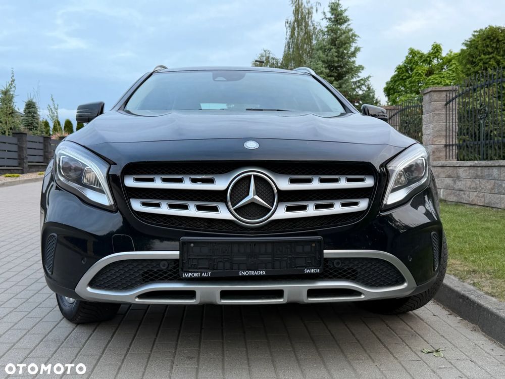 Mercedes-Benz GLA 180 (CDI) d Urban - 25