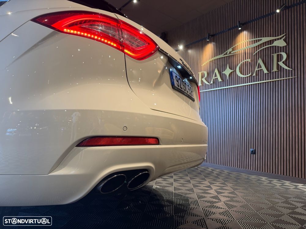 Maserati Levante 3.0 V6 Gransport - 17