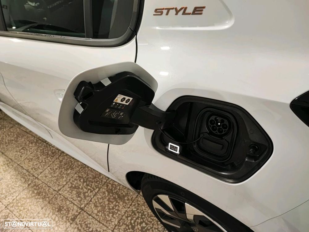 Peugeot e-208 50 kWh Style - 10