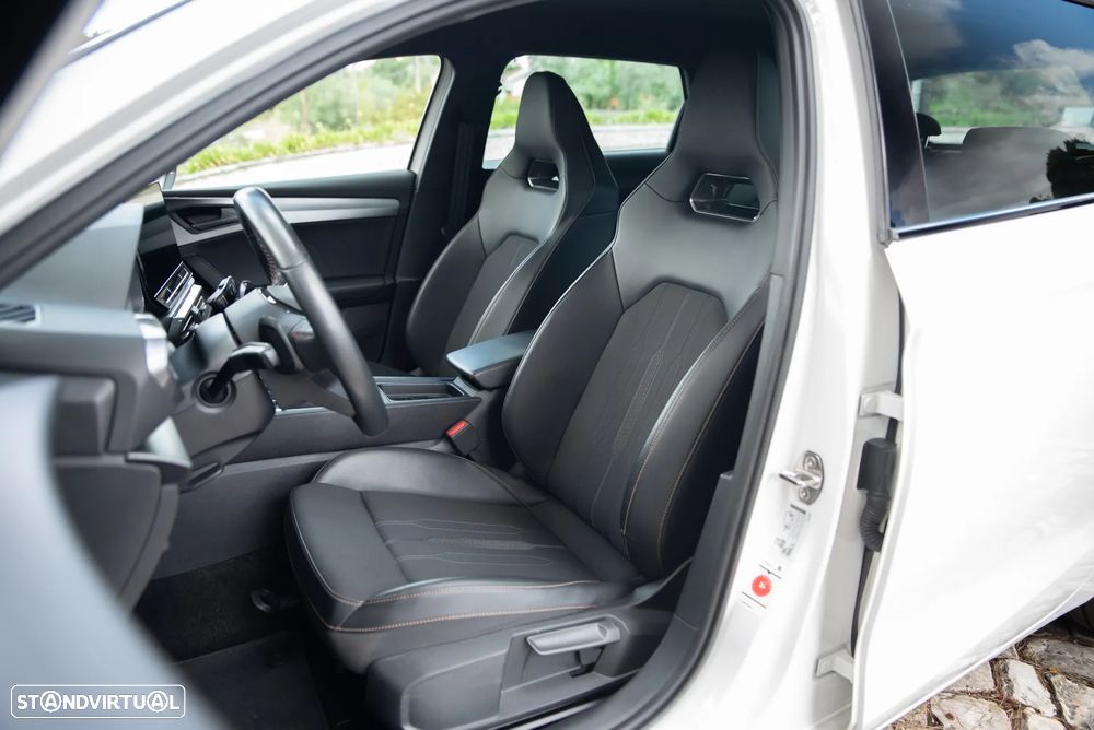 Cupra Leon ST 1.4 e-Hybrid MID DSG - 10