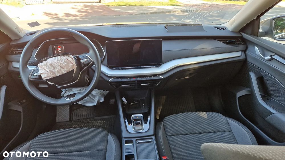 Skoda Octavia 2.0 TDI Drive Selection DSG - 17