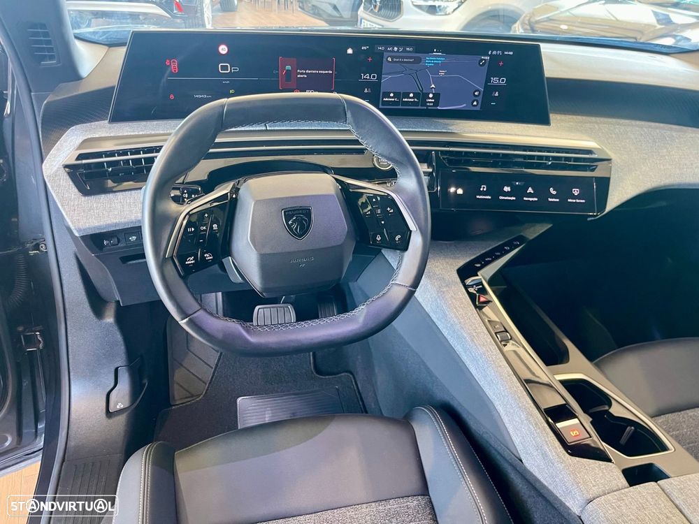 Peugeot 5008 1.2 Hybrid Allure e-DCS6 - 12