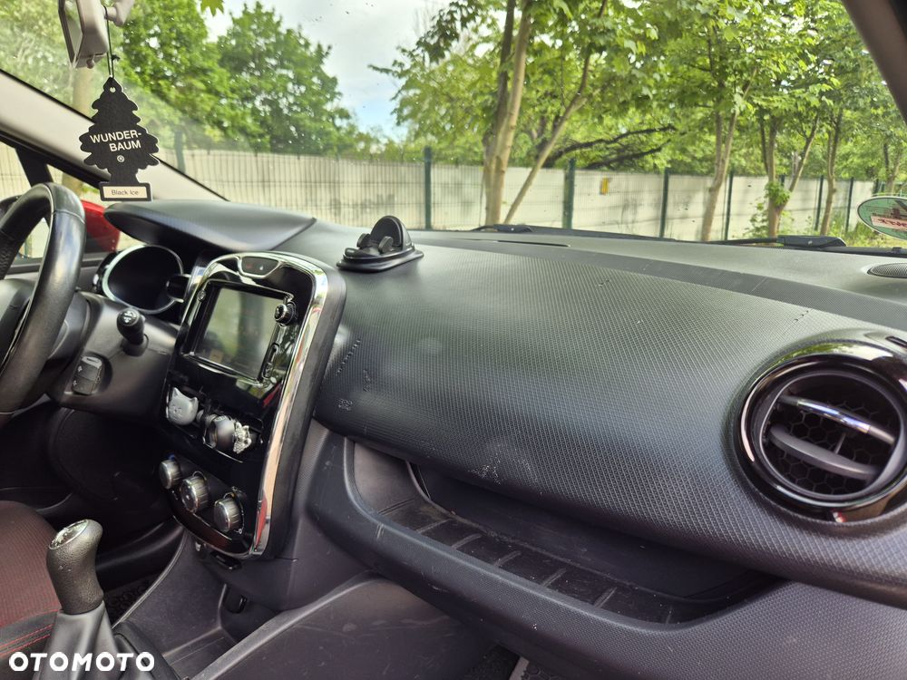 Renault Clio 1.2 16V Zen - 23