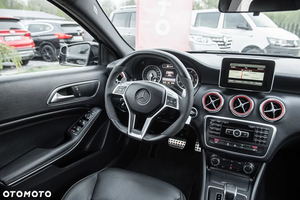 Mercedes-Benz Klasa A 45 AMG 4Matic AMG Speedshift 7G-DCT - 16